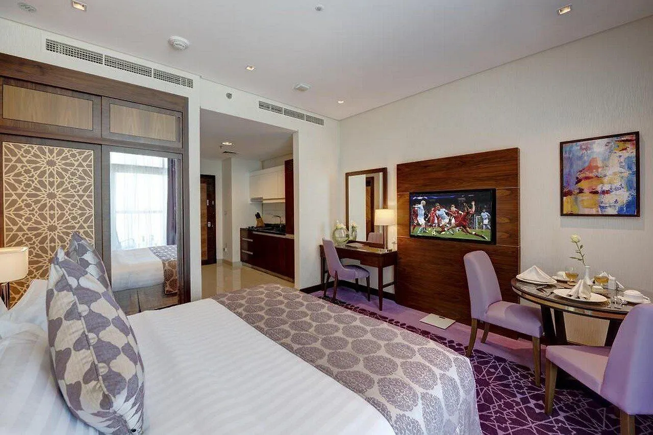 Royal Continental Suites Dubái