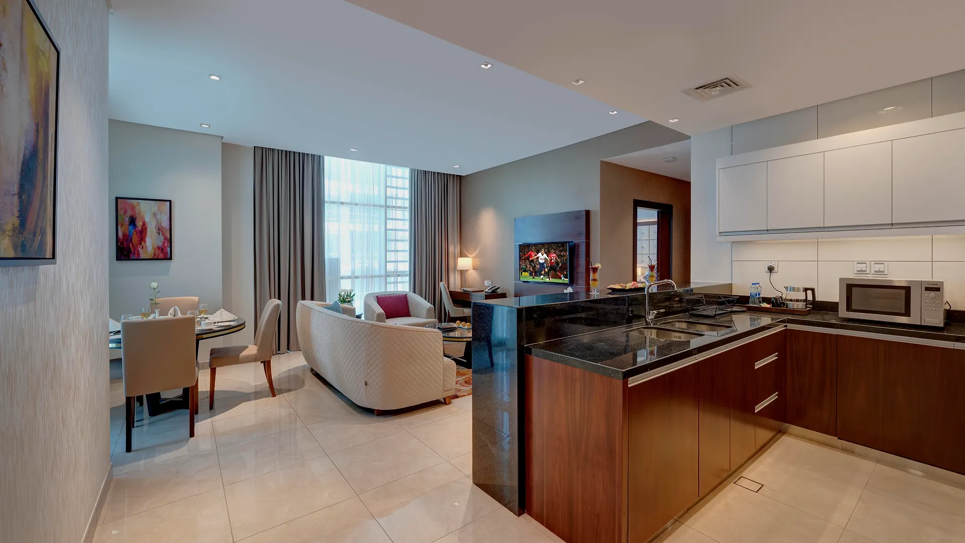 Royal Continental Suites Dubaï Hotel